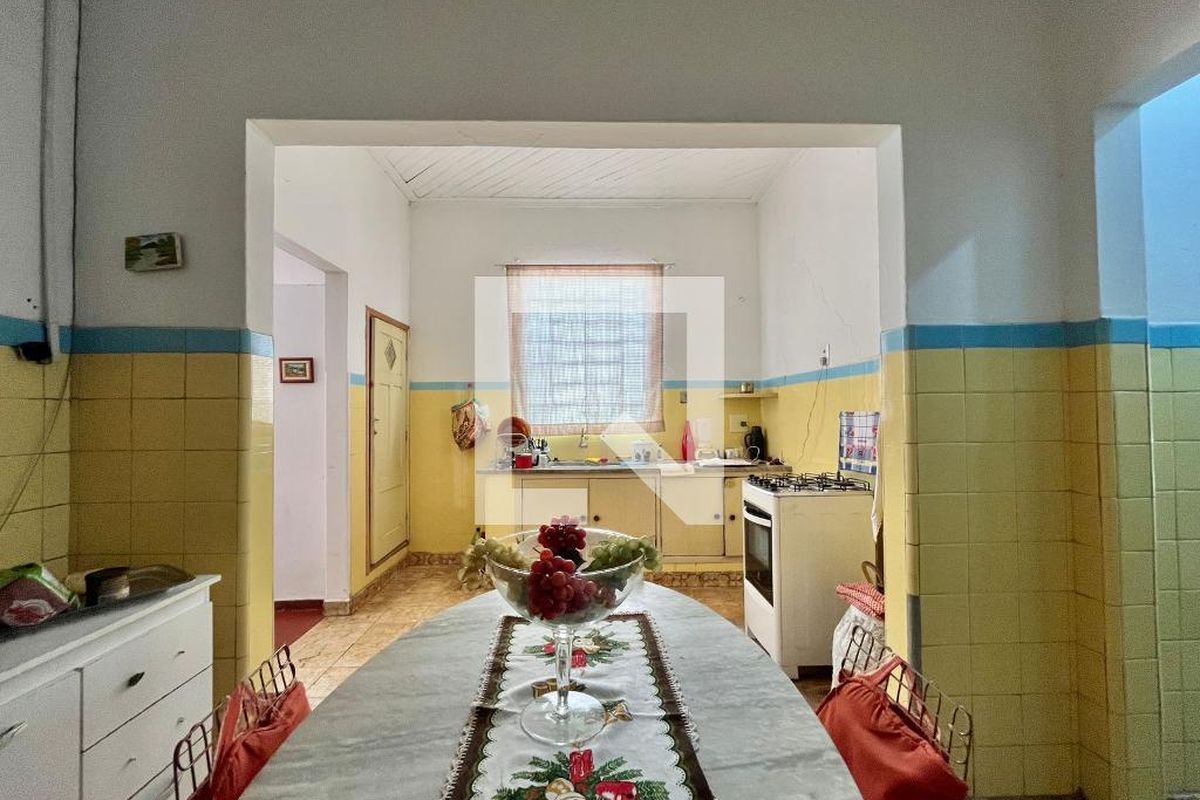 Casa à Venda - Taquaral, 3 Quartos,  301 m2 em , Campinas - sp | SoloBR