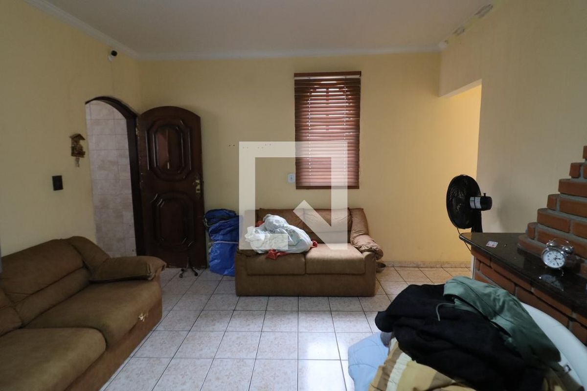 Casa, 4 quartos, 211 m² - Foto 2