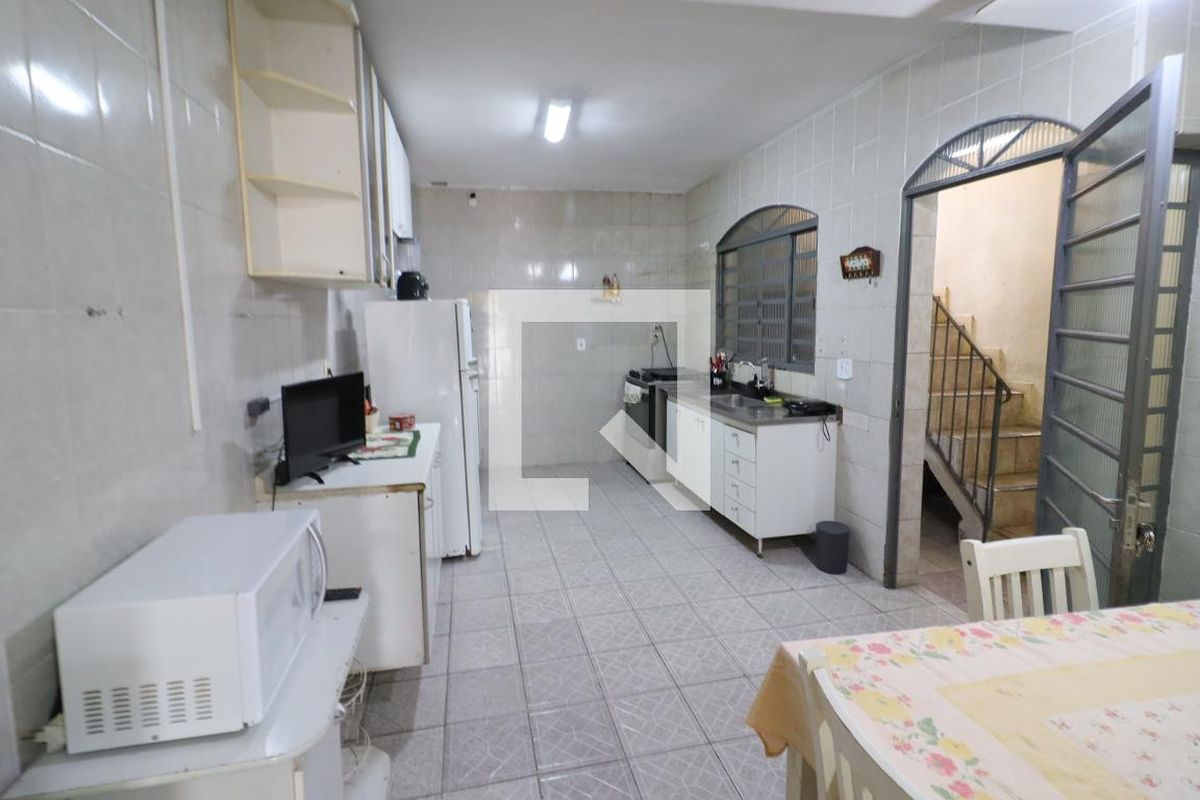 Casa, 4 quartos, 211 m² - Foto 49