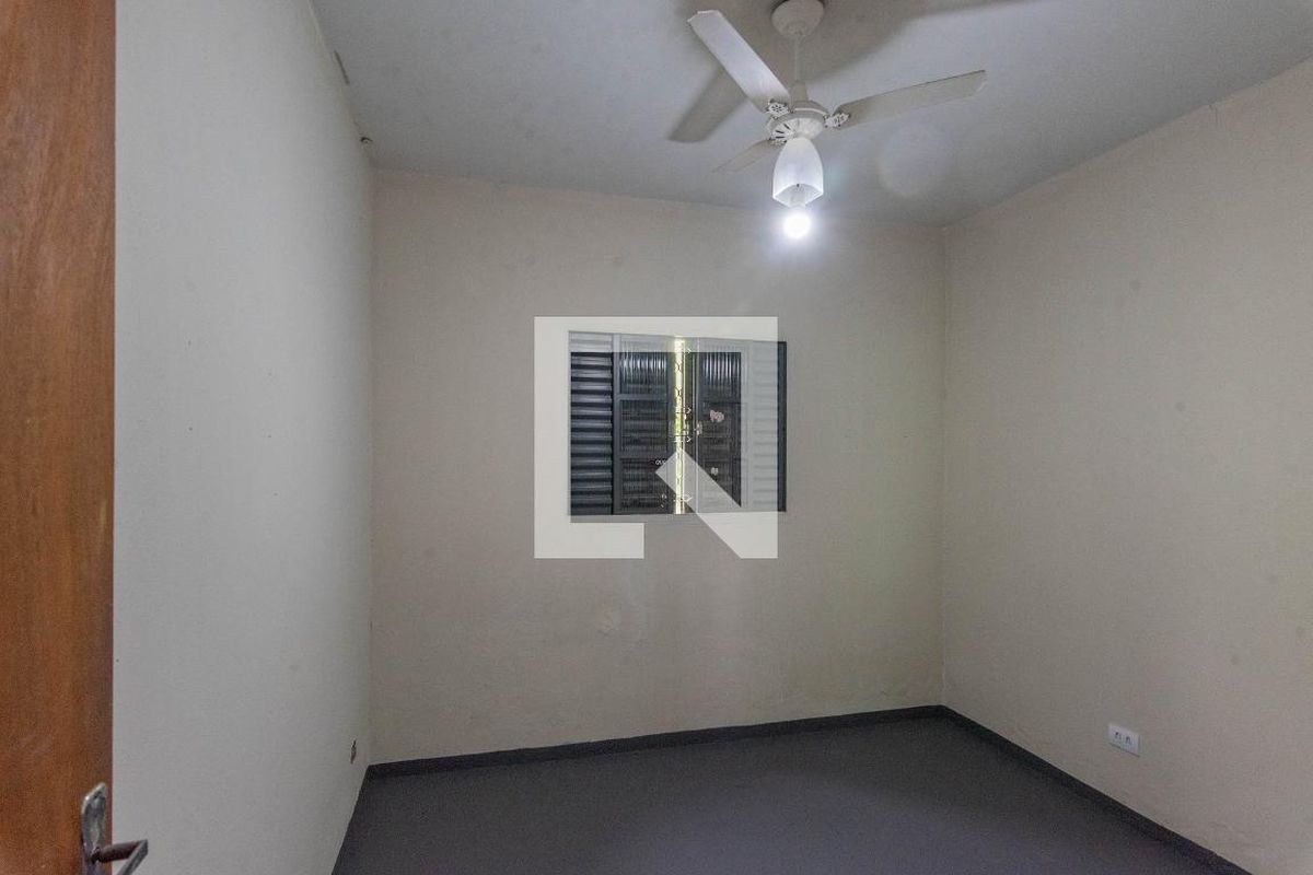 Casa à Venda - Jardim do Lago, 3 Quartos,  300 m2 em , Campinas - sp | SoloBR