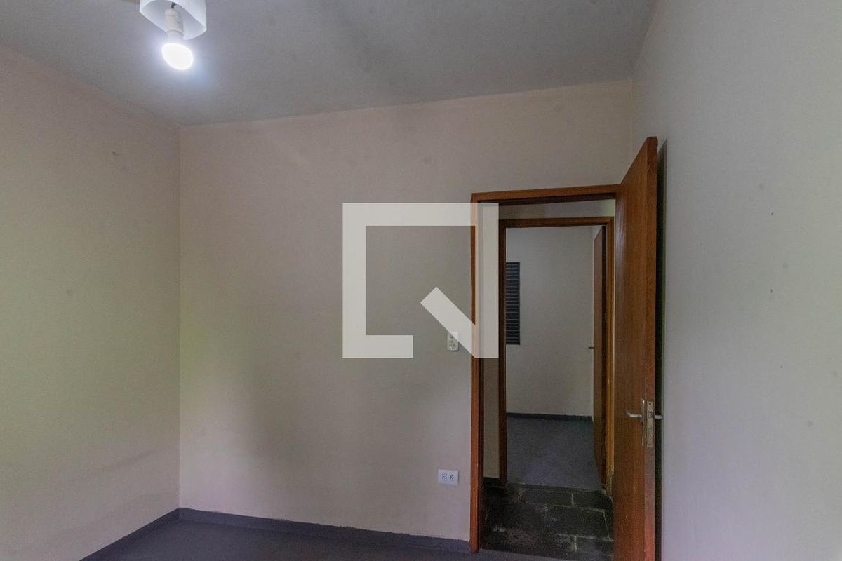 Casa à Venda - Jardim do Lago, 3 Quartos,  300 m2 em , Campinas - sp | SoloBR