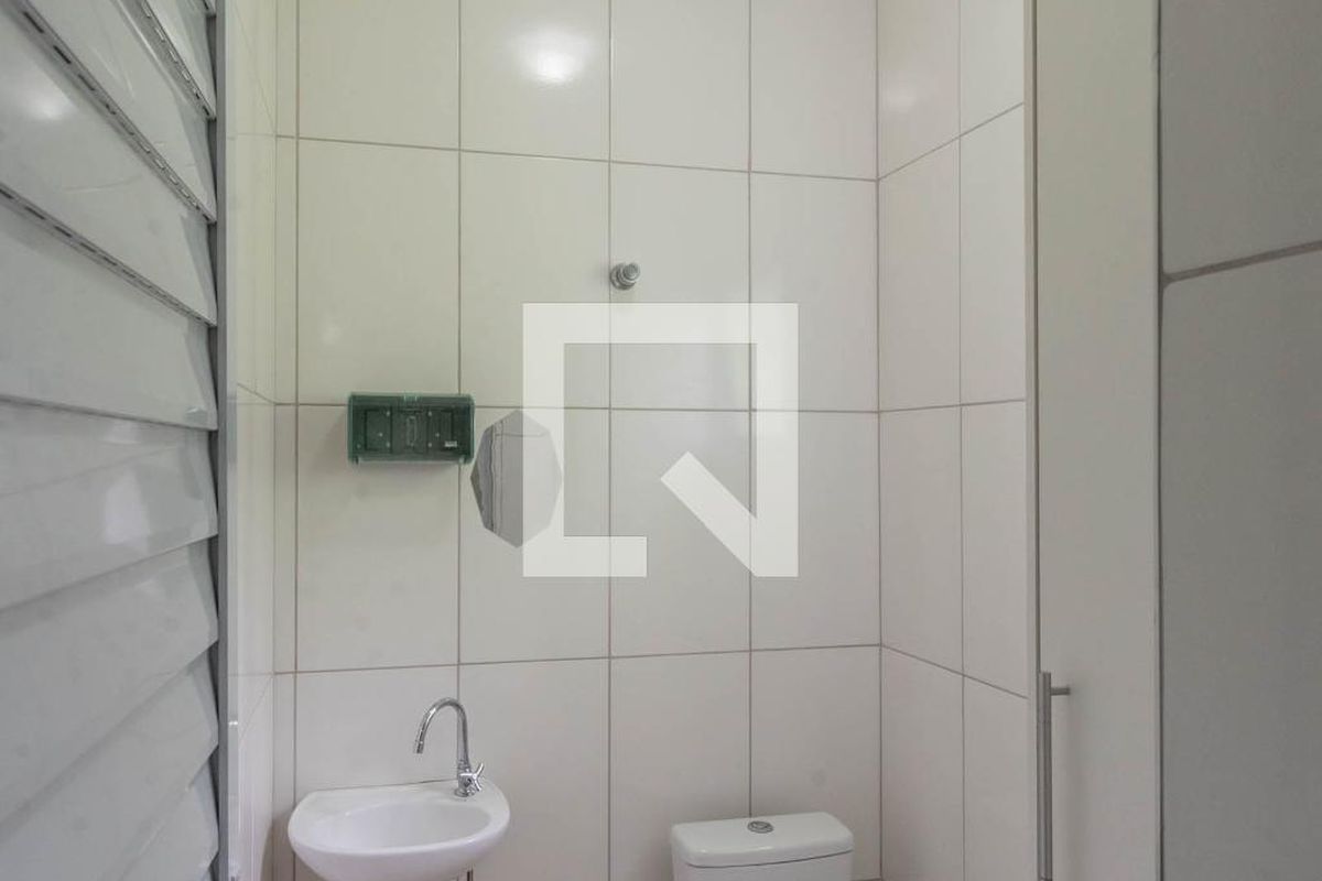 Casa à Venda - Jardim do Lago, 3 Quartos,  300 m2 em , Campinas - sp | SoloBR