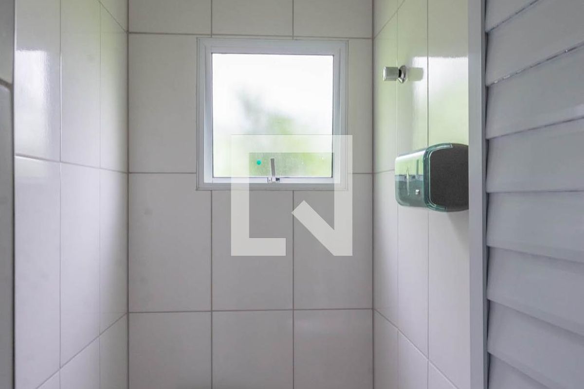 Casa à Venda - Jardim do Lago, 3 Quartos,  300 m2 em , Campinas - sp | SoloBR