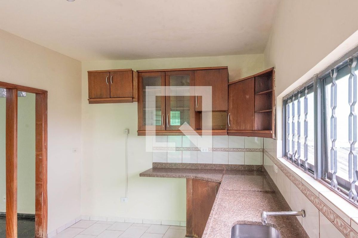 Casa à Venda - Jardim do Lago, 3 Quartos,  300 m2 em , Campinas - sp | SoloBR