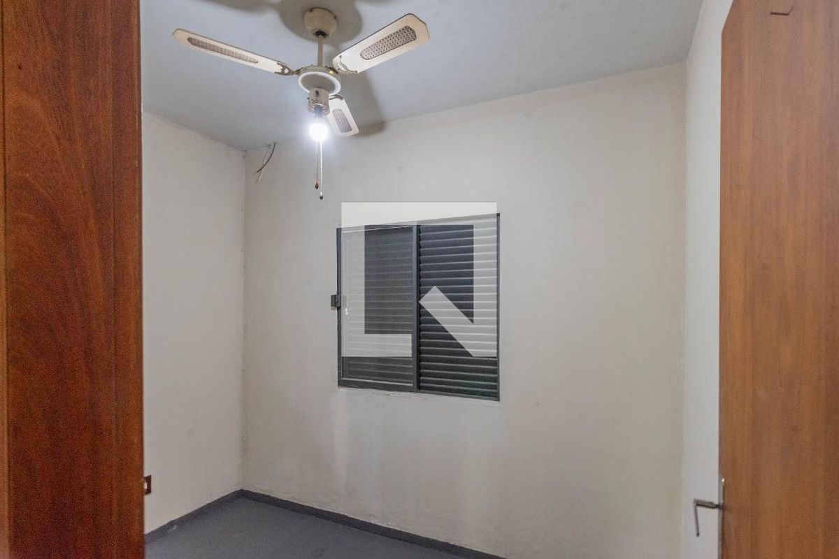 Casa à Venda - Jardim do Lago, 3 Quartos,  300 m2 em , Campinas - sp | SoloBR