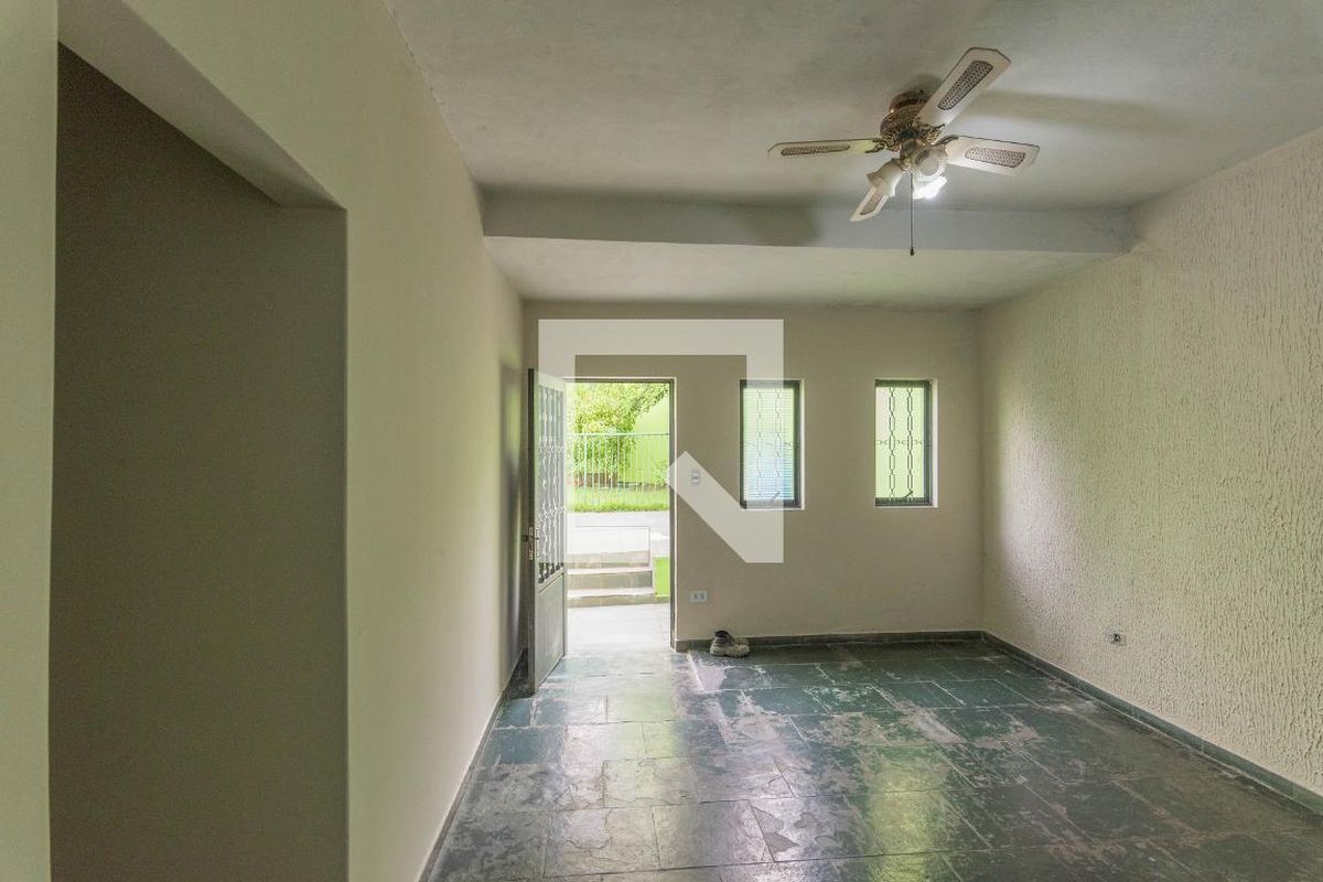 Casa à Venda - Jardim do Lago, 3 Quartos,  300 m2 em , Campinas - sp | SoloBR