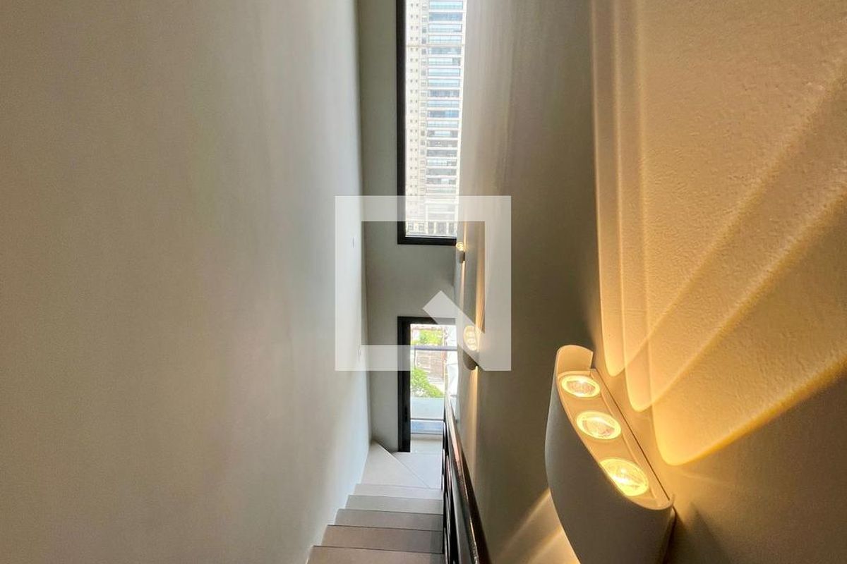 Apartamento à Venda - Cambuí, 2 Quartos,  130 m2 em , Campinas - sp | SoloBR