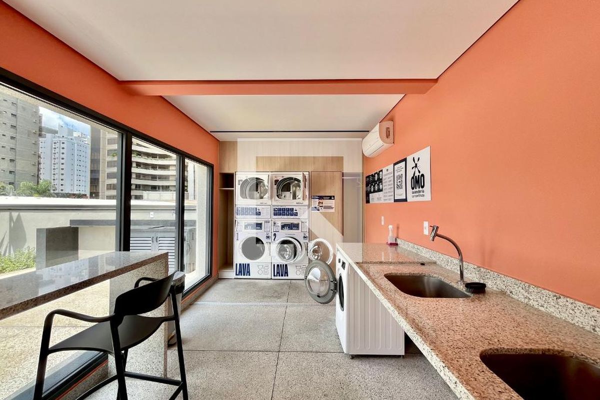 Apartamento à Venda - Cambuí, 2 Quartos,  130 m2 em , Campinas - sp | SoloBR