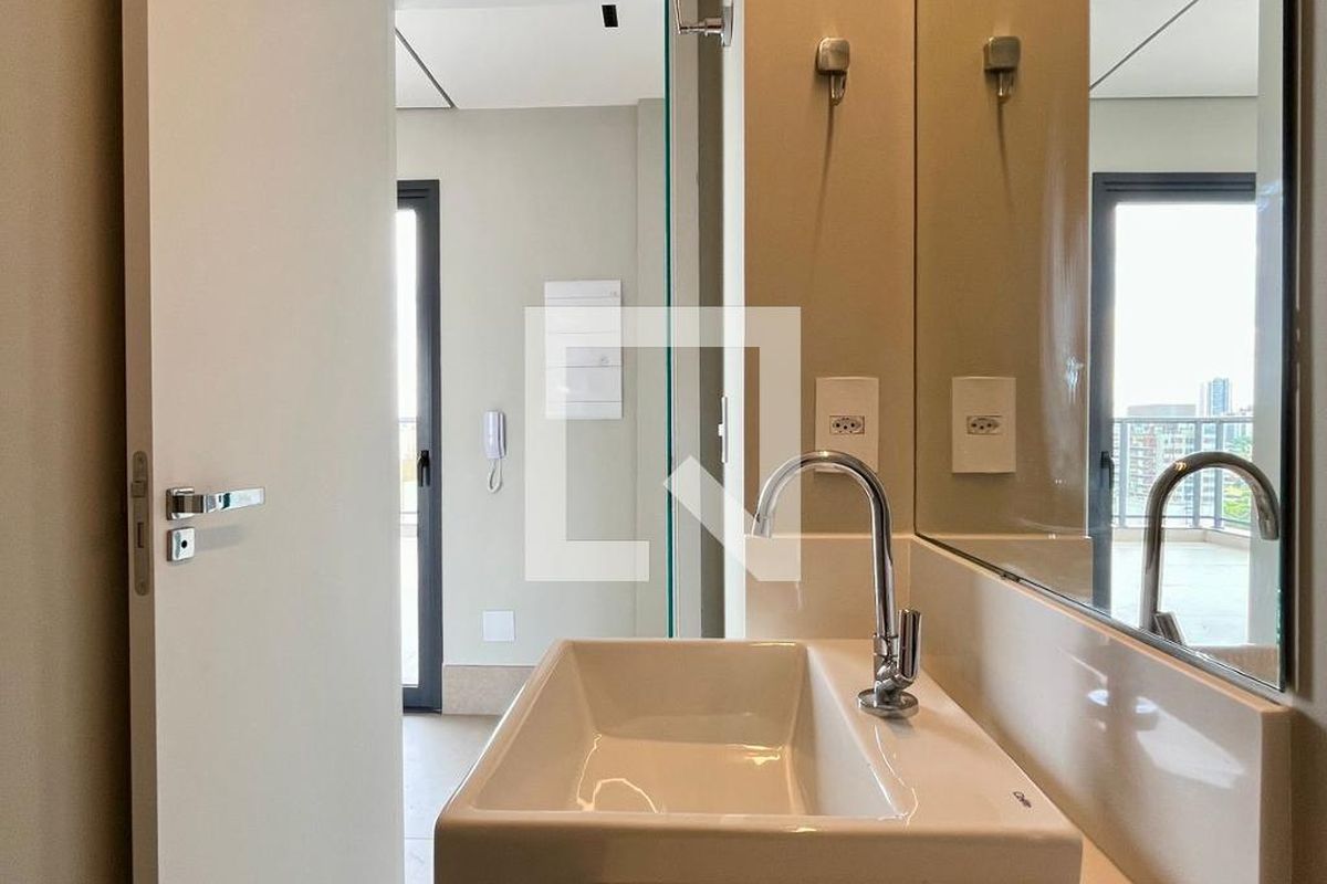 Apartamento à Venda - Cambuí, 2 Quartos,  130 m2 em , Campinas - sp | SoloBR
