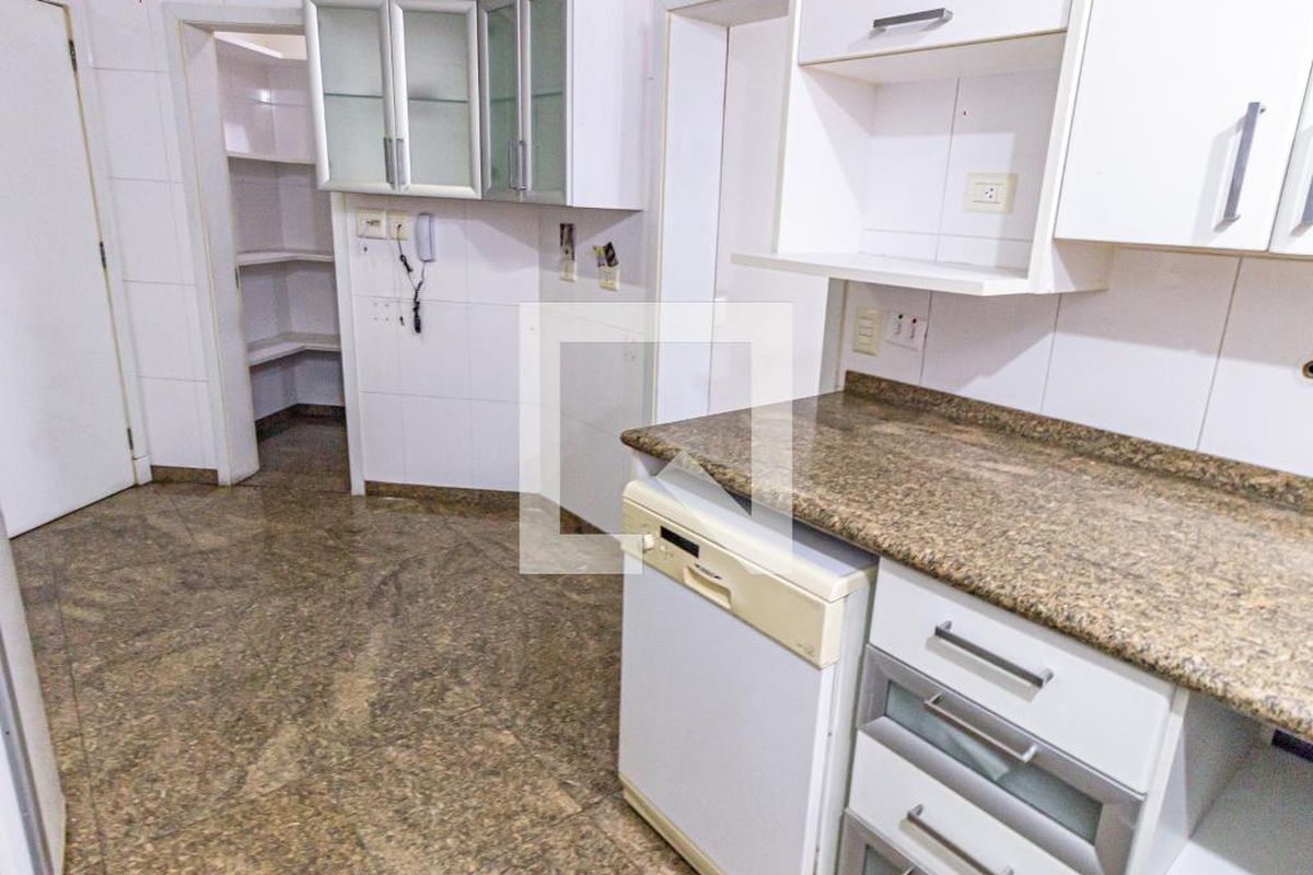 Apartamento, 4 quartos, 243 m² - Foto 121