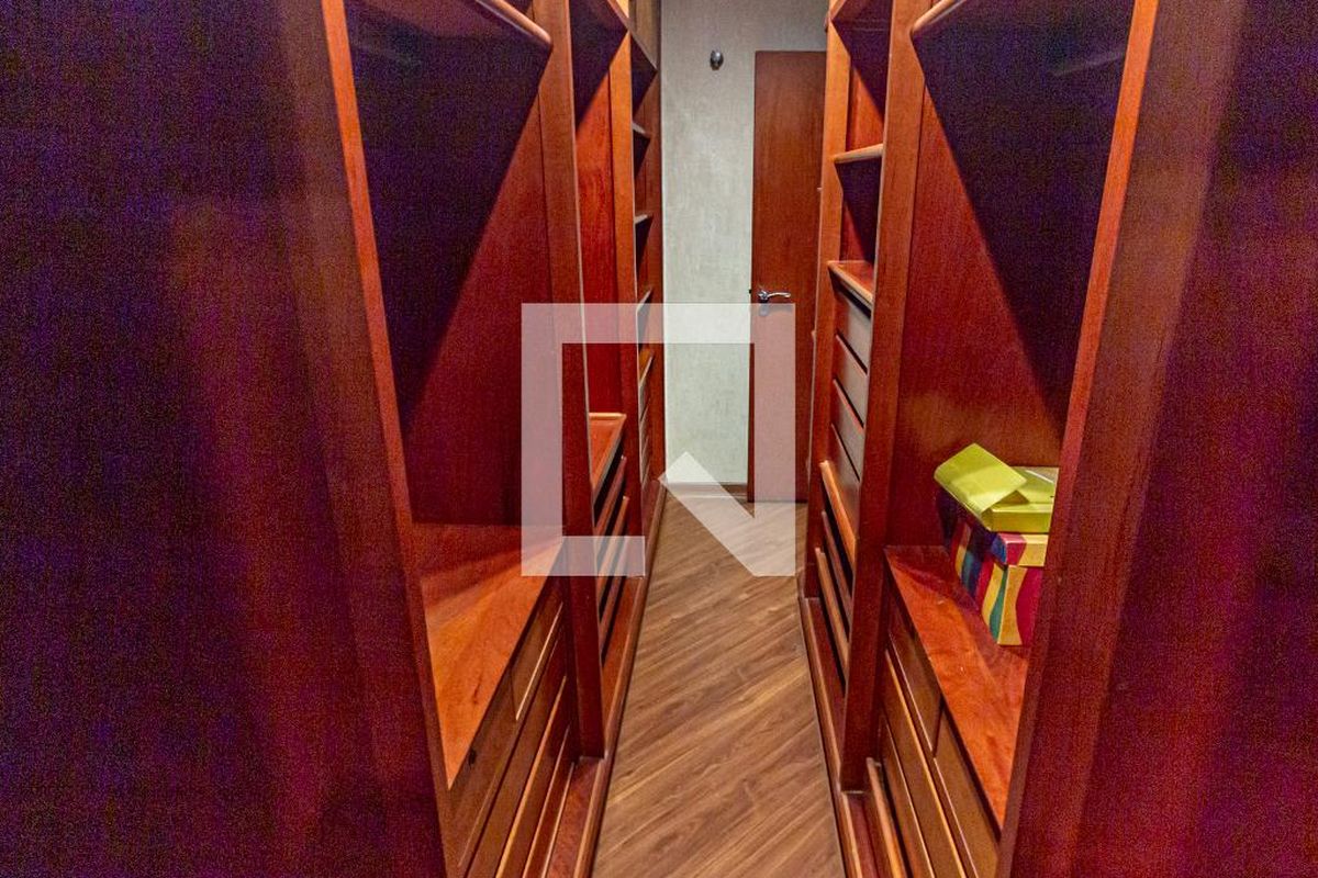 Apartamento, 4 quartos, 243 m² - Foto 49