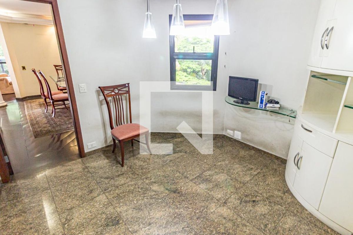 Apartamento, 4 quartos, 243 m² - Foto 125