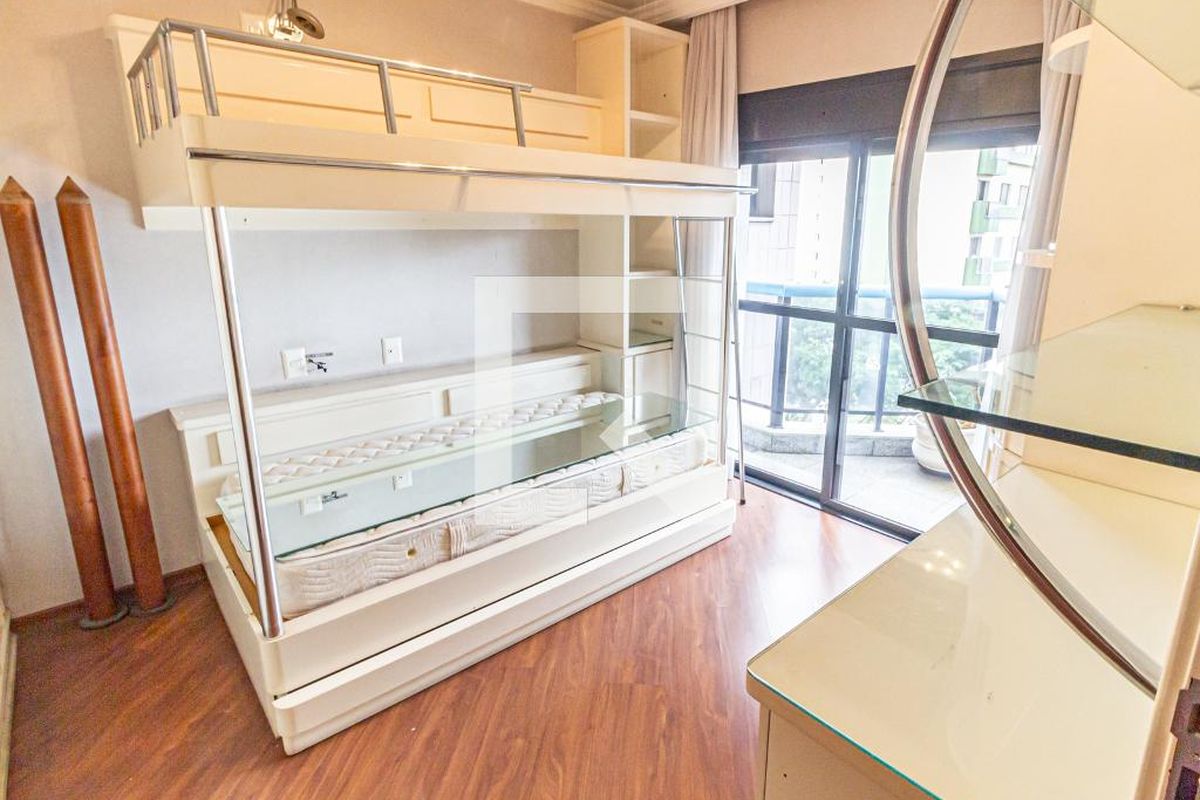 Apartamento, 4 quartos, 243 m² - Foto 73