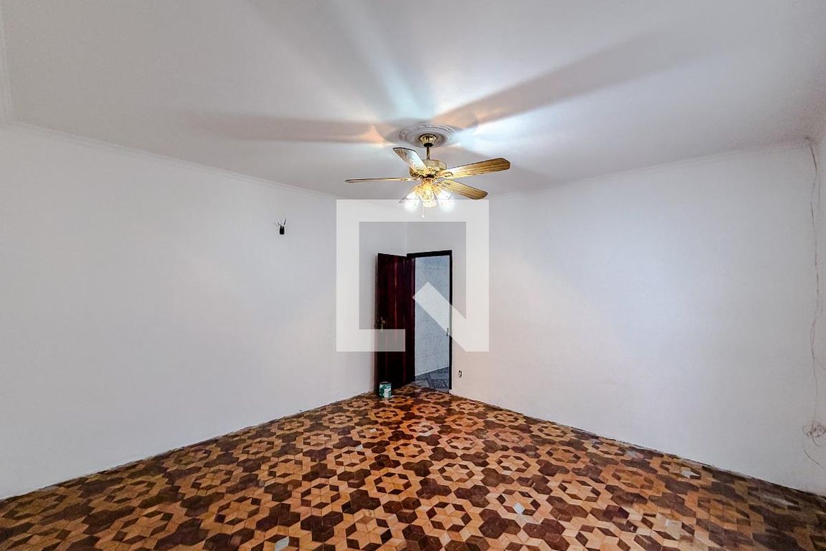Casa, 2 quartos, 180 m² - Foto 2
