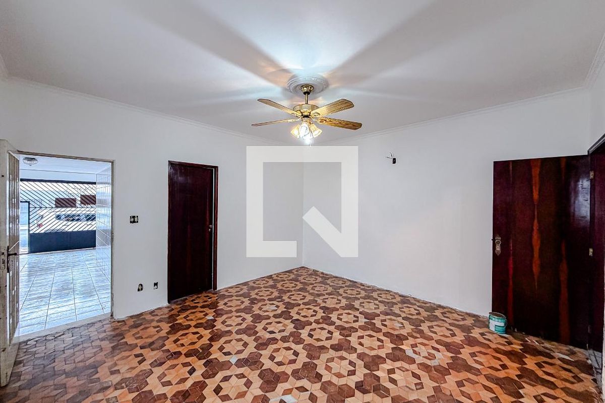 Casa, 2 quartos, 180 m² - Foto 4
