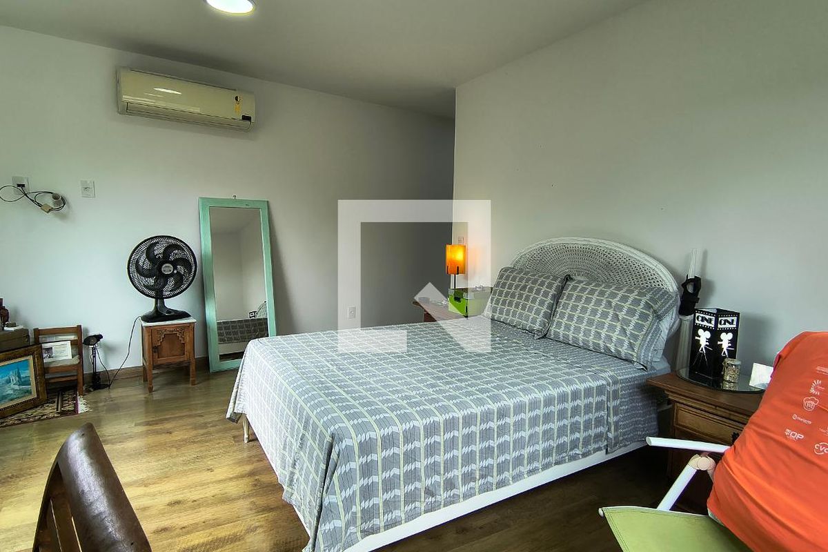 Casa, 3 quartos, 200 m² - Foto 22
