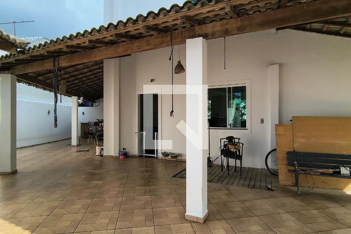 Casa, 3 quartos, 200 m² - Foto 74