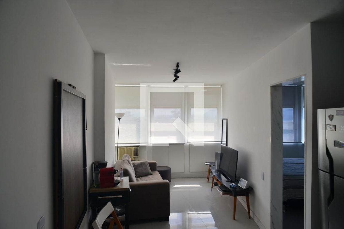 Apartamento, 1 quarto, 39 m² - Foto 1