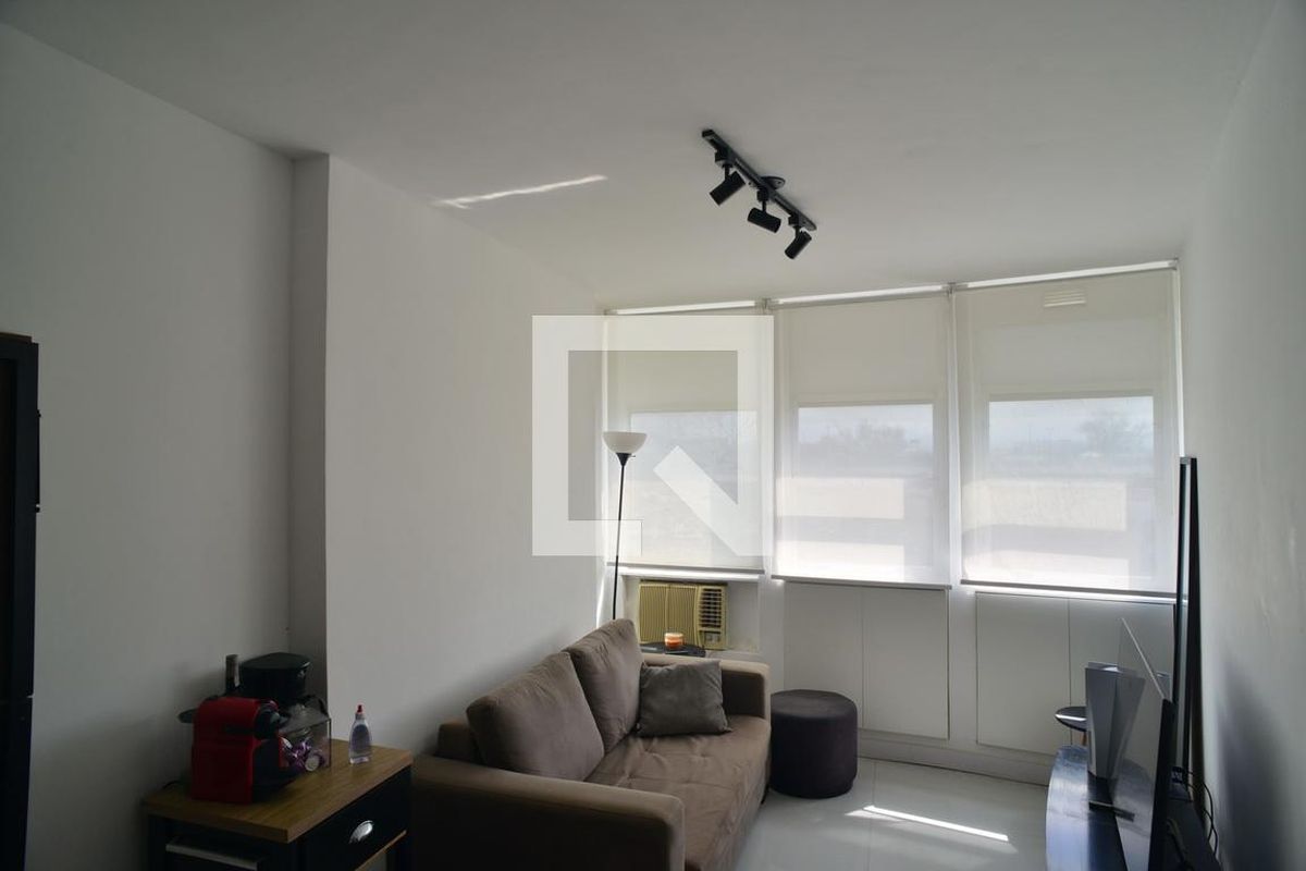 Apartamento, 1 quarto, 39 m² - Foto 2