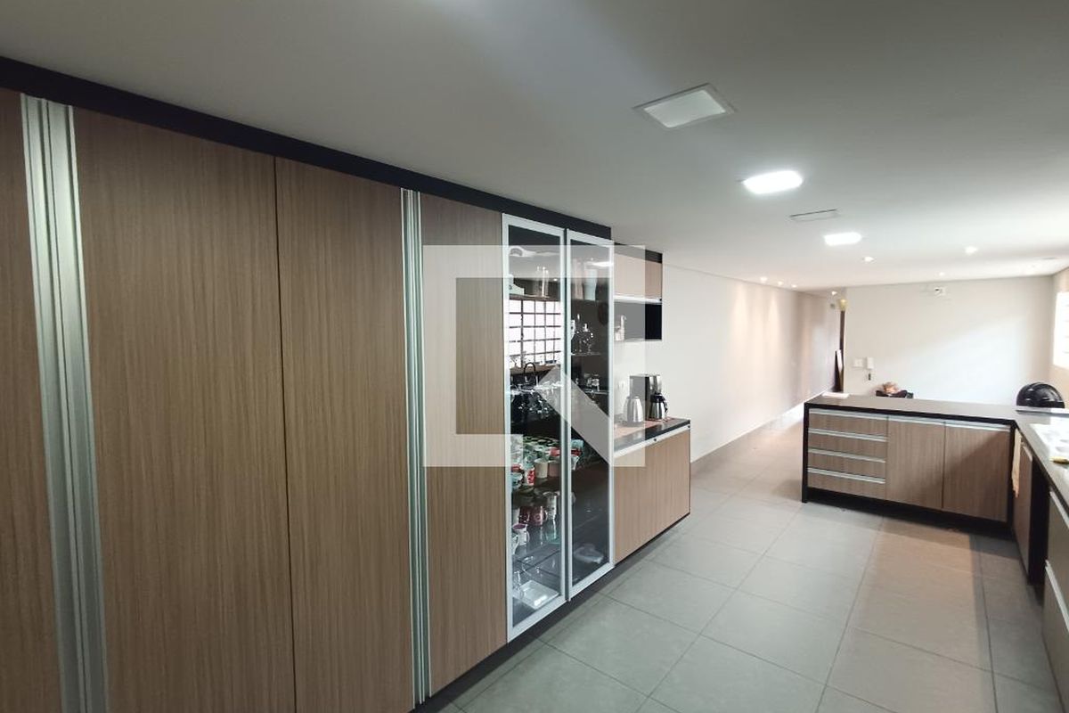 Casa, 3 quartos, 230 m² - Foto 150