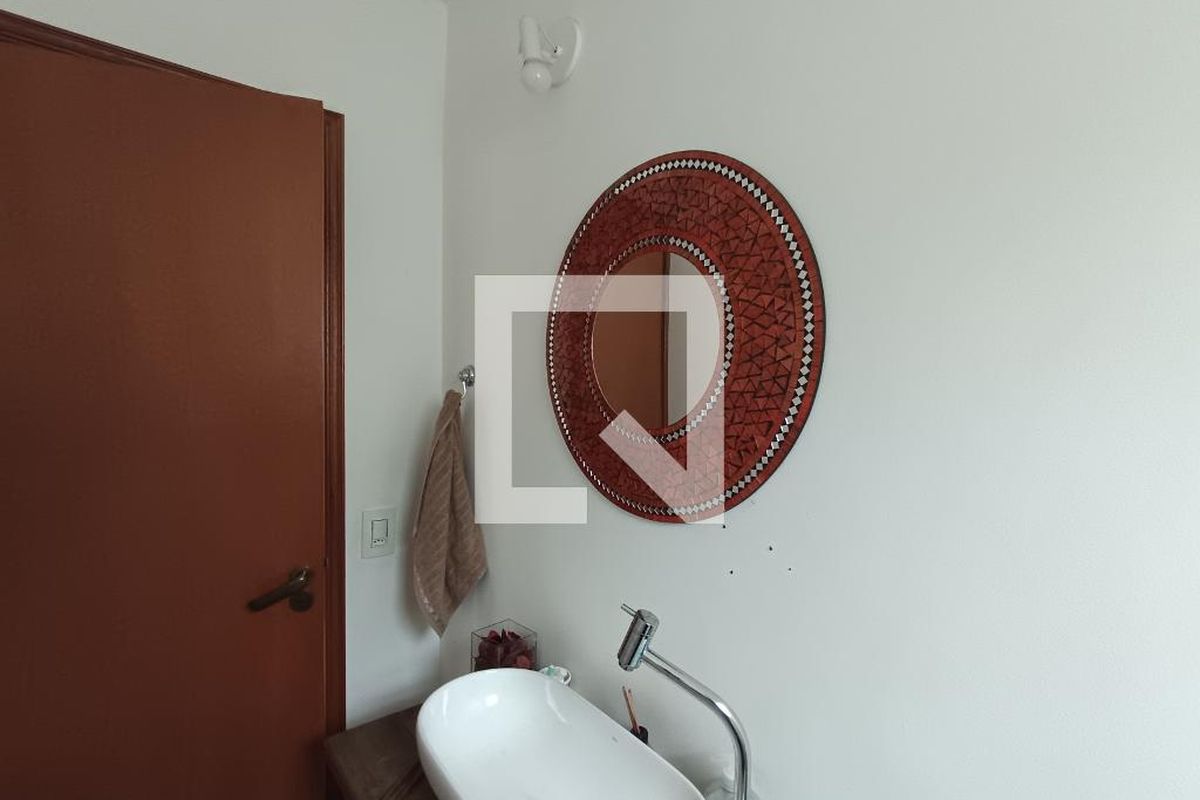 Casa, 3 quartos, 230 m² - Foto 176