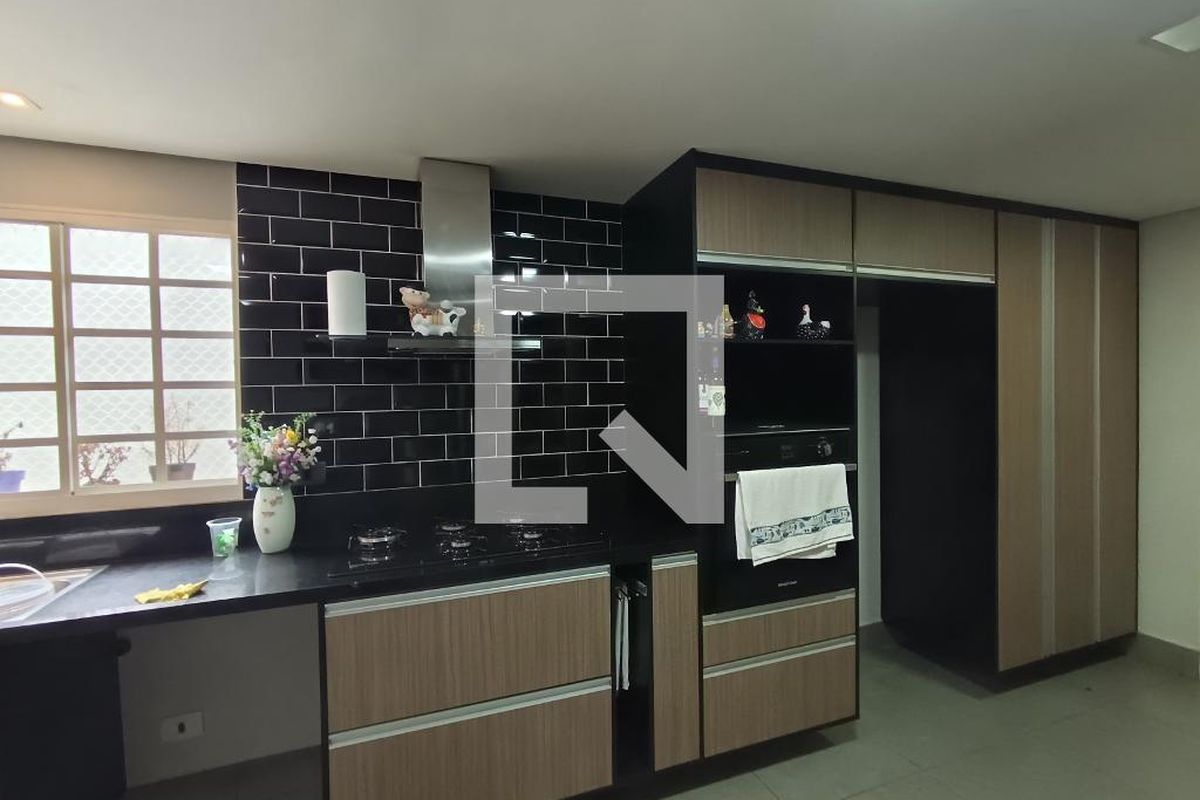 Casa, 3 quartos, 230 m² - Foto 146