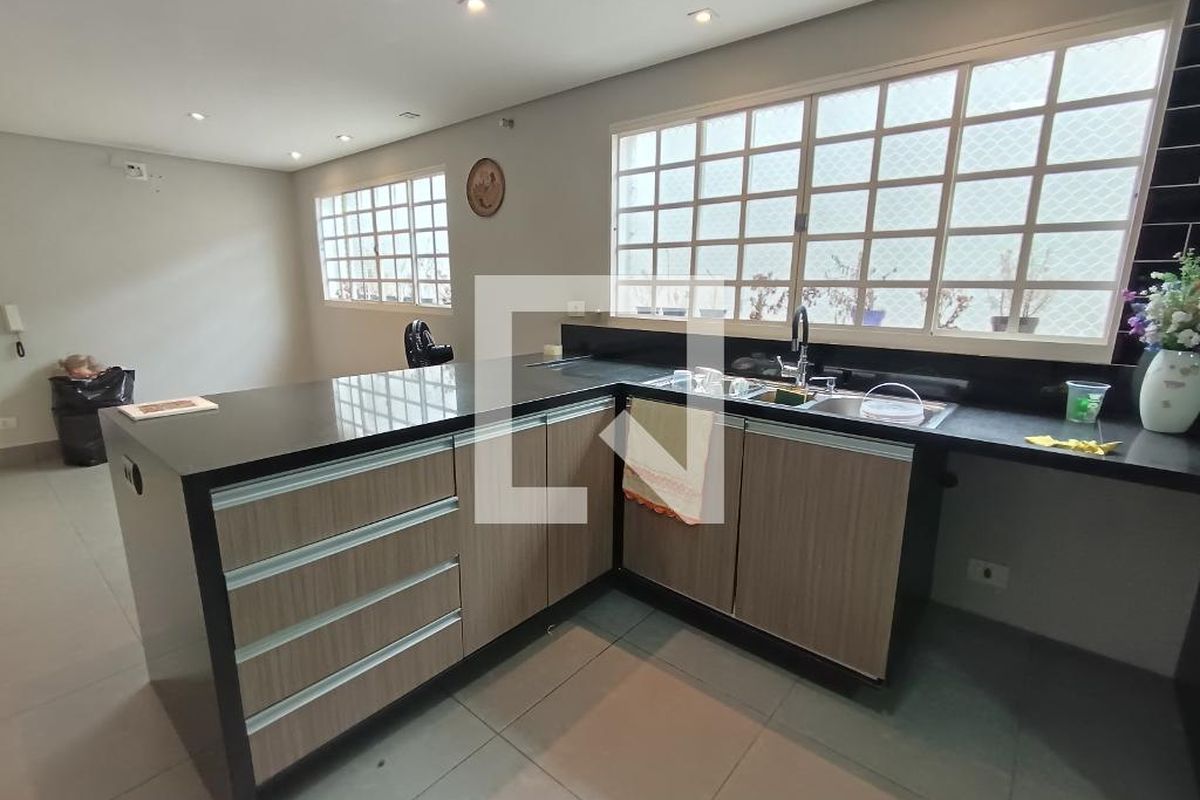 Casa, 3 quartos, 230 m² - Foto 140