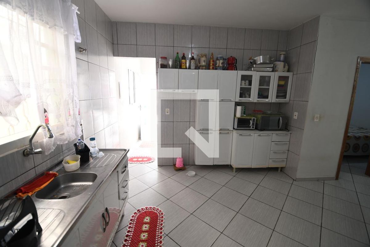 Casa à Venda - Jardim Santana, 2 Quartos,  110 m2 em , Campinas - sp | SoloBR