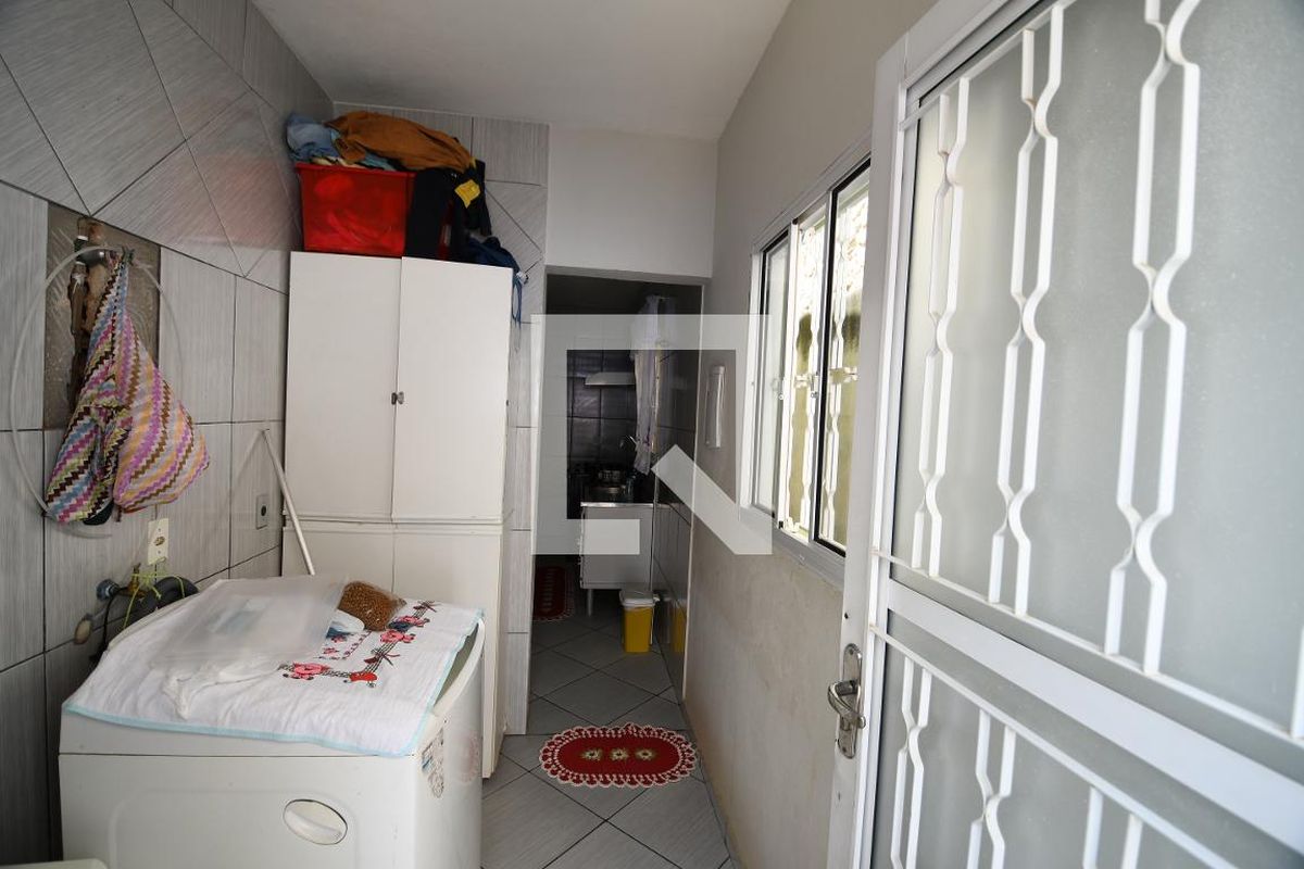 Casa à Venda - Jardim Santana, 2 Quartos,  110 m2 em , Campinas - sp | SoloBR