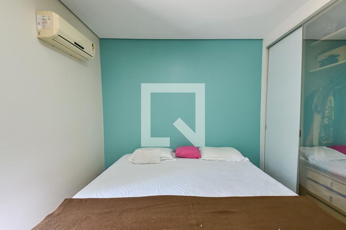 Casa, 3 quartos, 200 m² - Foto 25