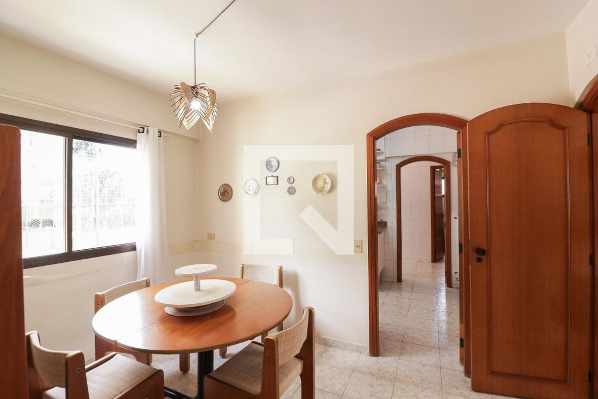 Apartamento, 3 quartos, 200 m² - Foto 124