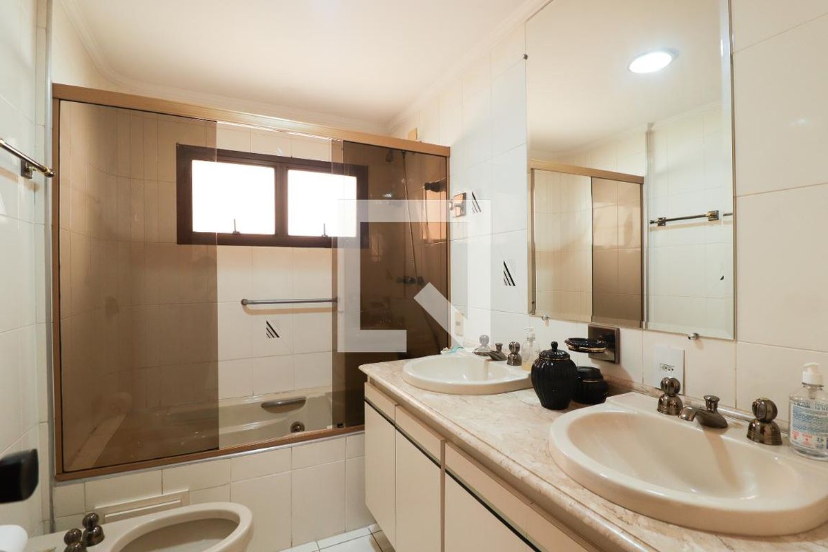 Apartamento, 3 quartos, 200 m² - Foto 42