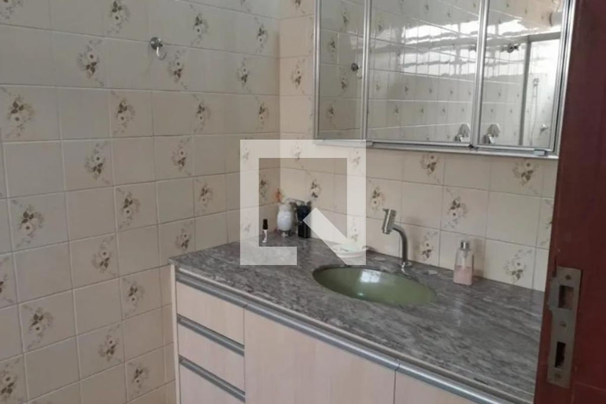 Casa à Venda - Guanabara, 2 Quartos,  218 m2 em , Campinas - sp | SoloBR