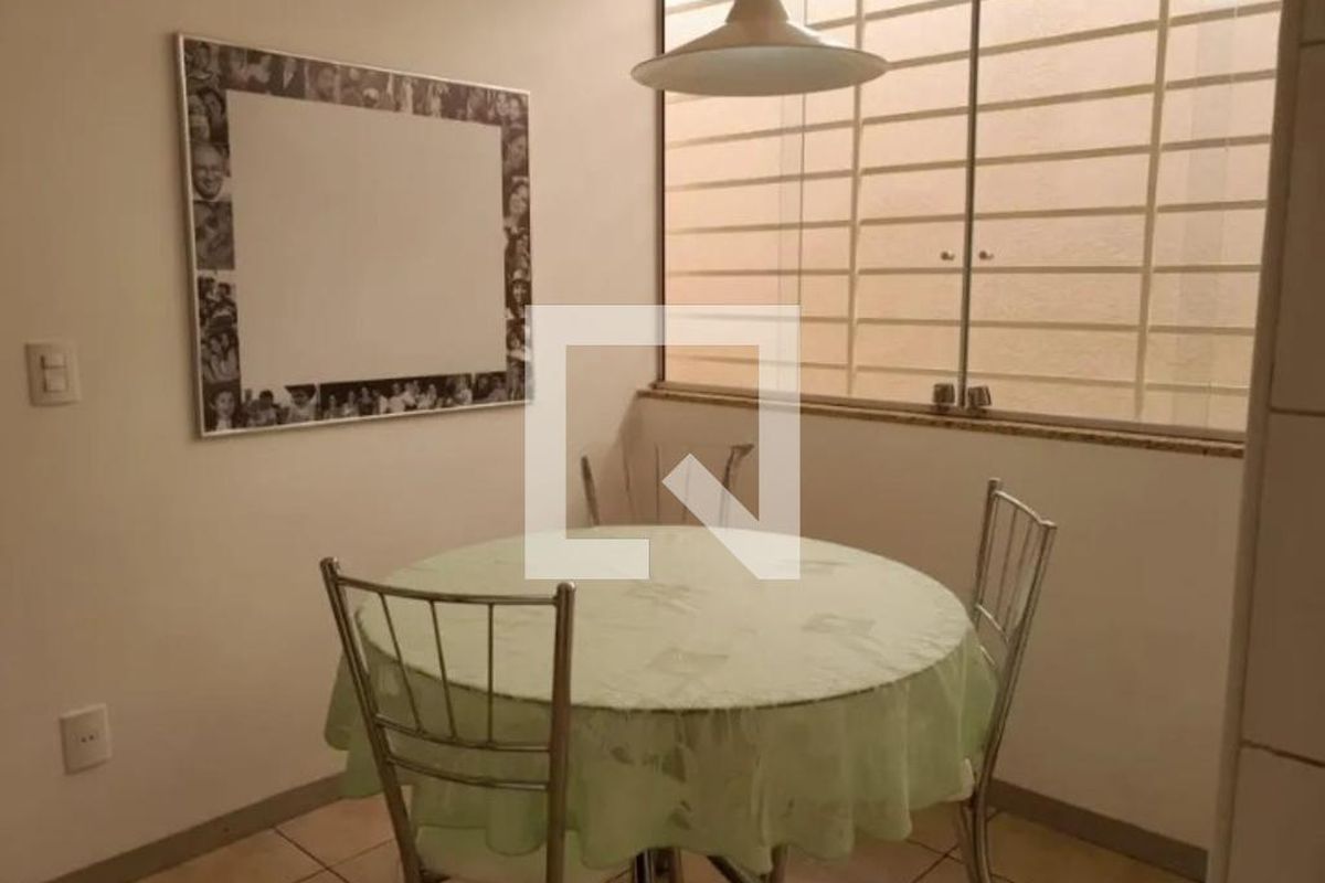 Casa à Venda - Guanabara, 2 Quartos,  218 m2 em , Campinas - sp | SoloBR