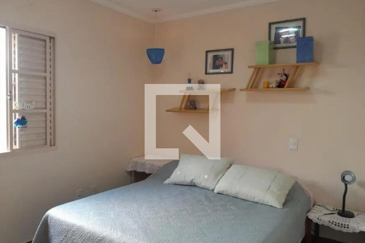 Casa à Venda - Guanabara, 2 Quartos,  218 m2 em , Campinas - sp | SoloBR