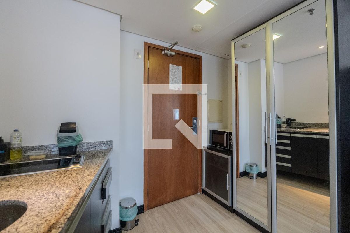 Apartamento, 1 quarto, 29 m² - Foto 35