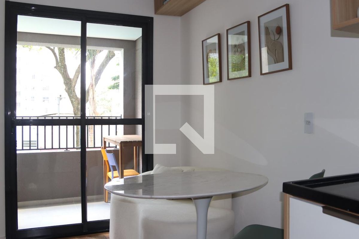 Apartamento, 1 quarto, 26 m² - Foto 2