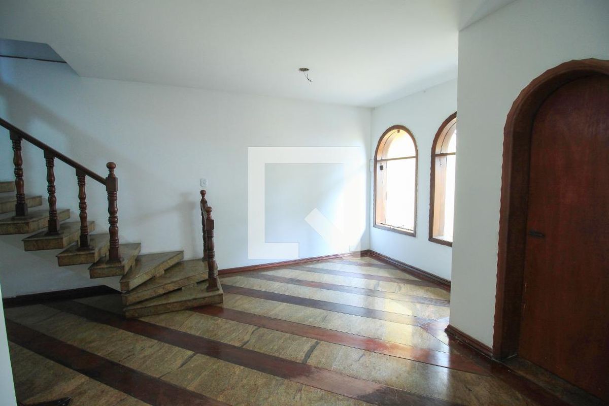 Casa, 3 quartos, 282 m² - Foto 10