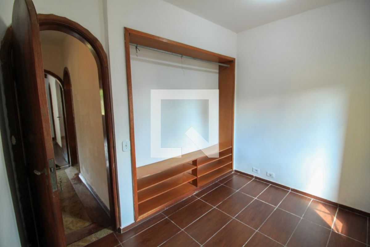 Casa, 3 quartos, 282 m² - Foto 58