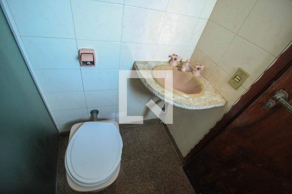 Casa, 3 quartos, 282 m² - Foto 66
