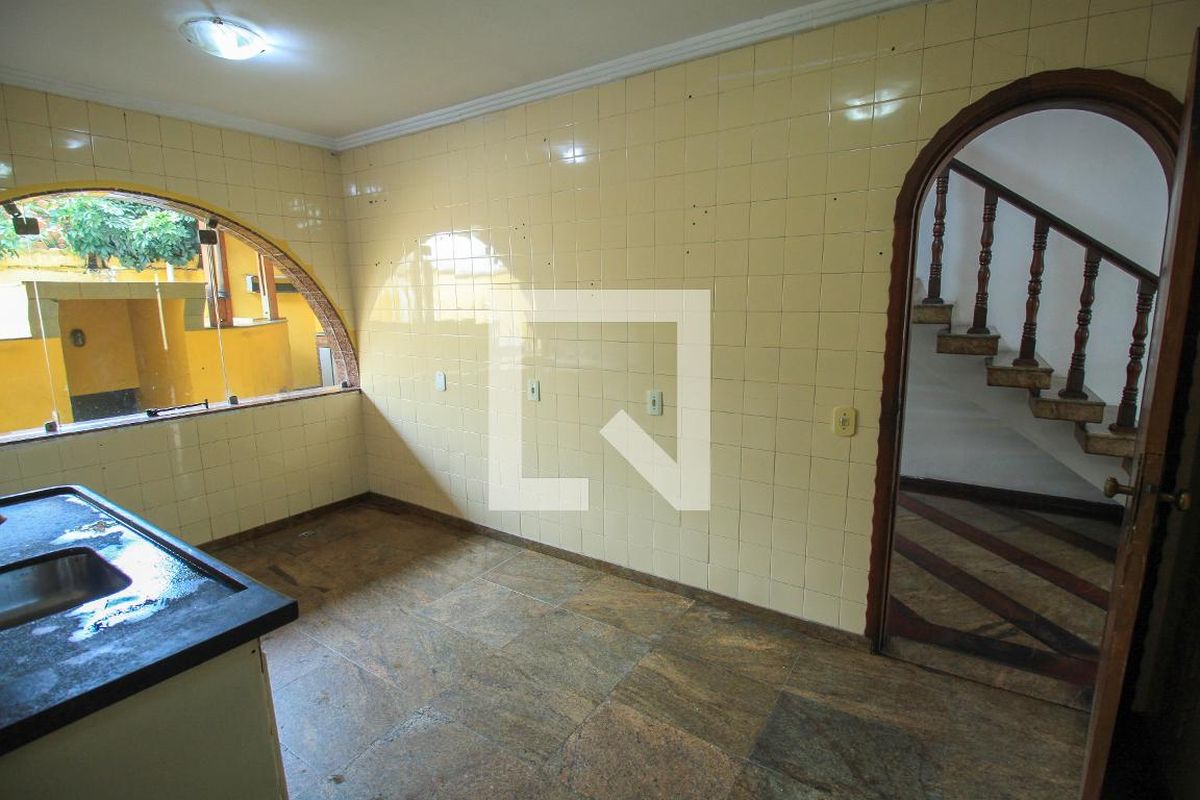 Casa, 3 quartos, 282 m² - Foto 70