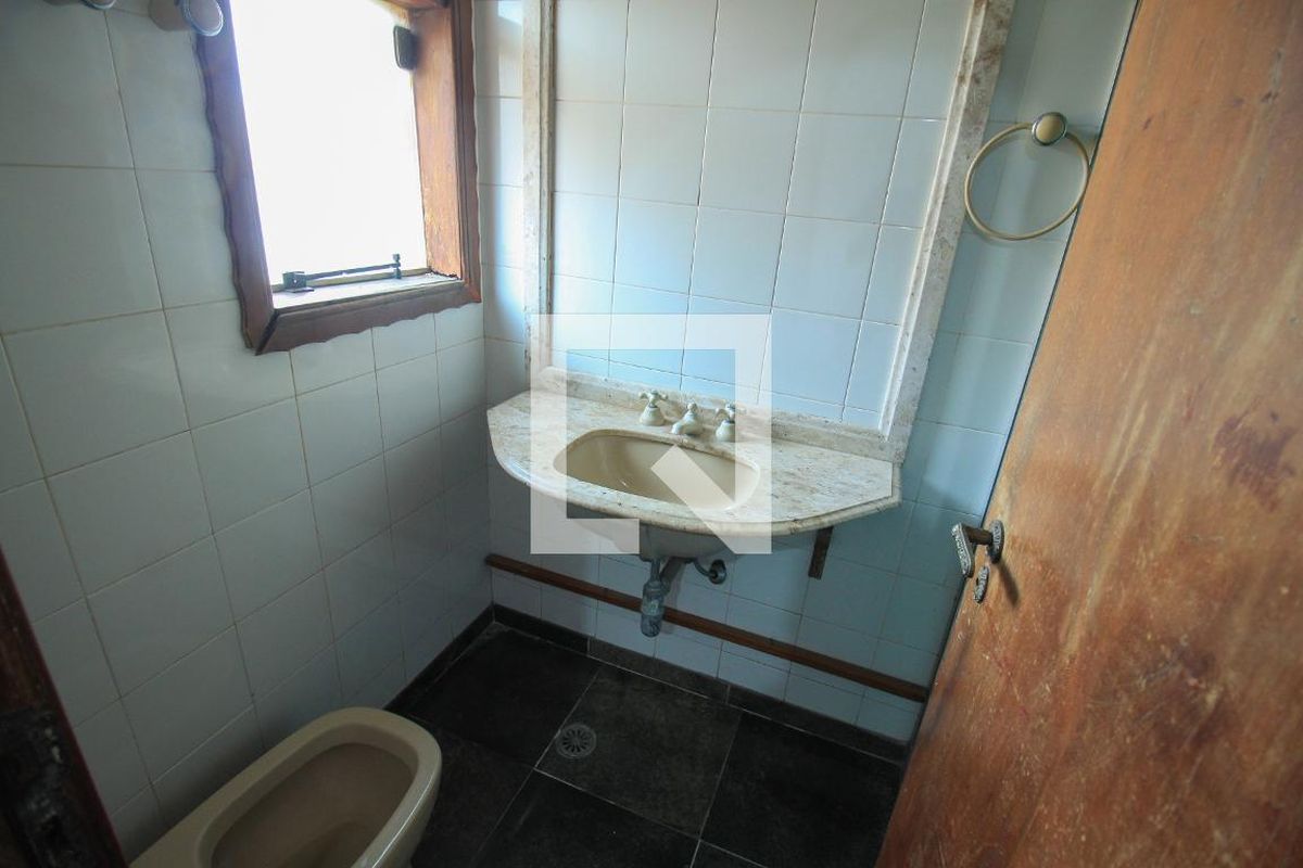 Casa, 3 quartos, 282 m² - Foto 127
