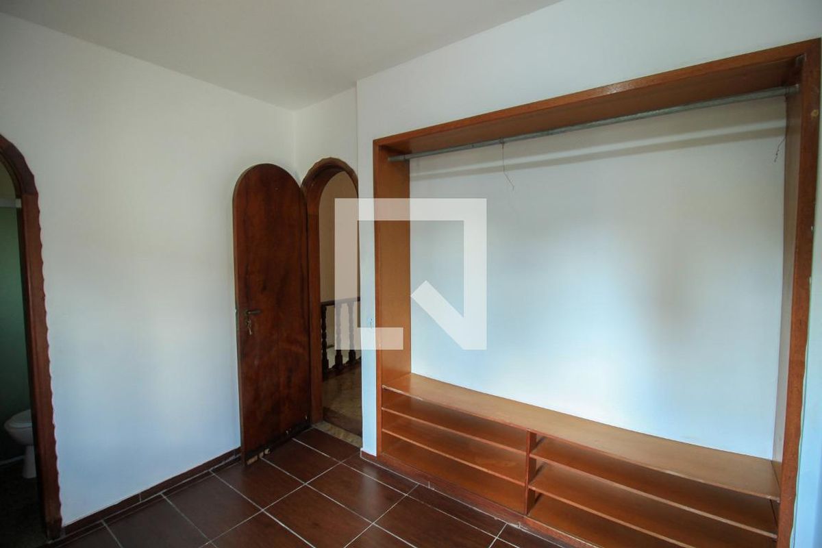 Casa, 3 quartos, 282 m² - Foto 55