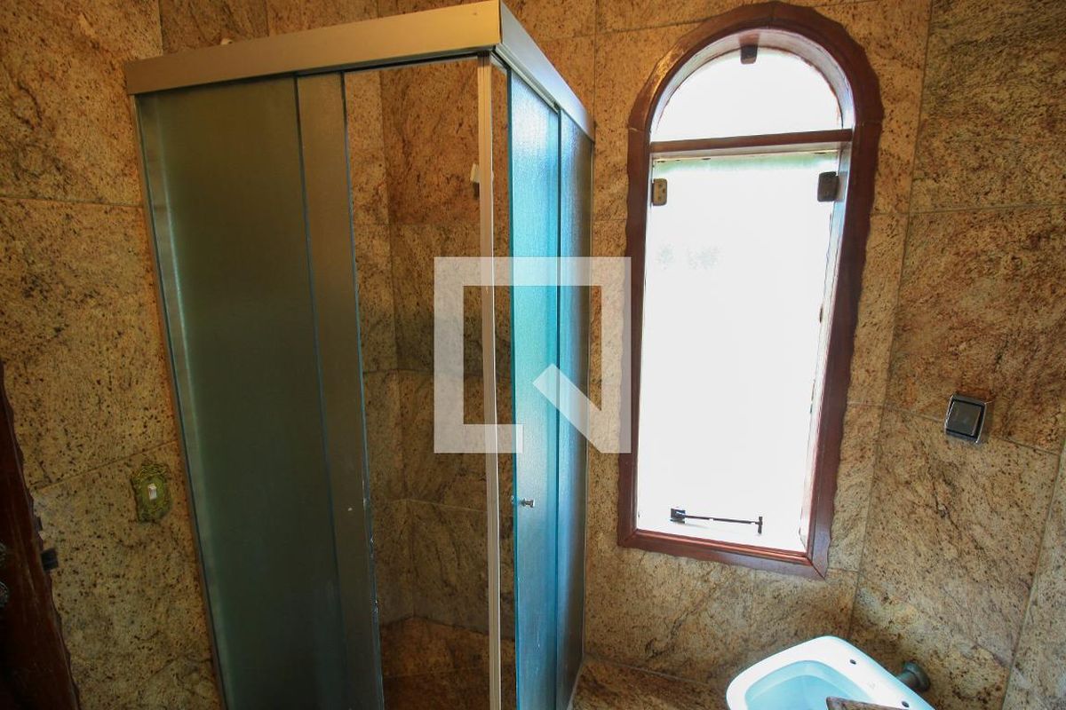 Casa, 3 quartos, 282 m² - Foto 35