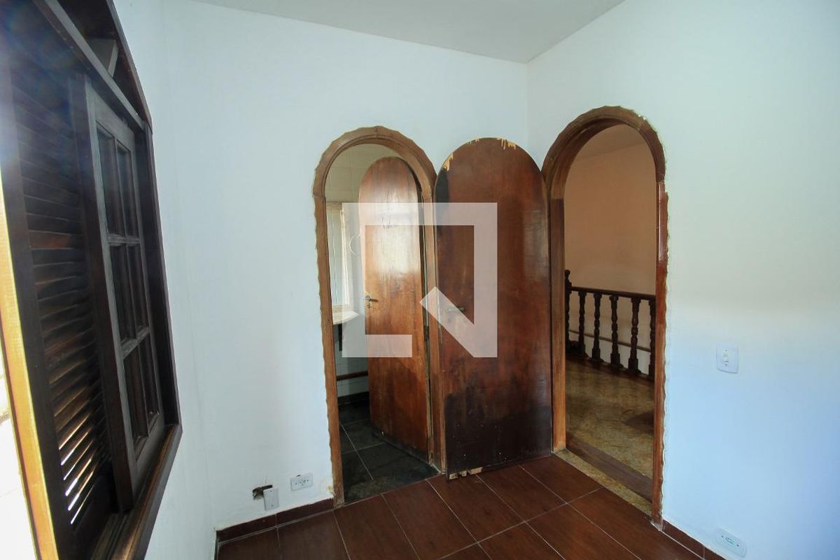 Casa, 3 quartos, 282 m² - Foto 42