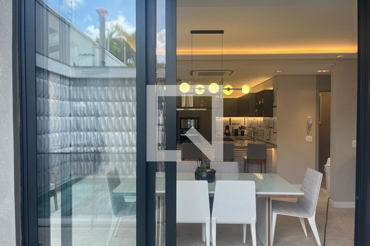 Casa, 4 quartos, 273 m² - Foto 30