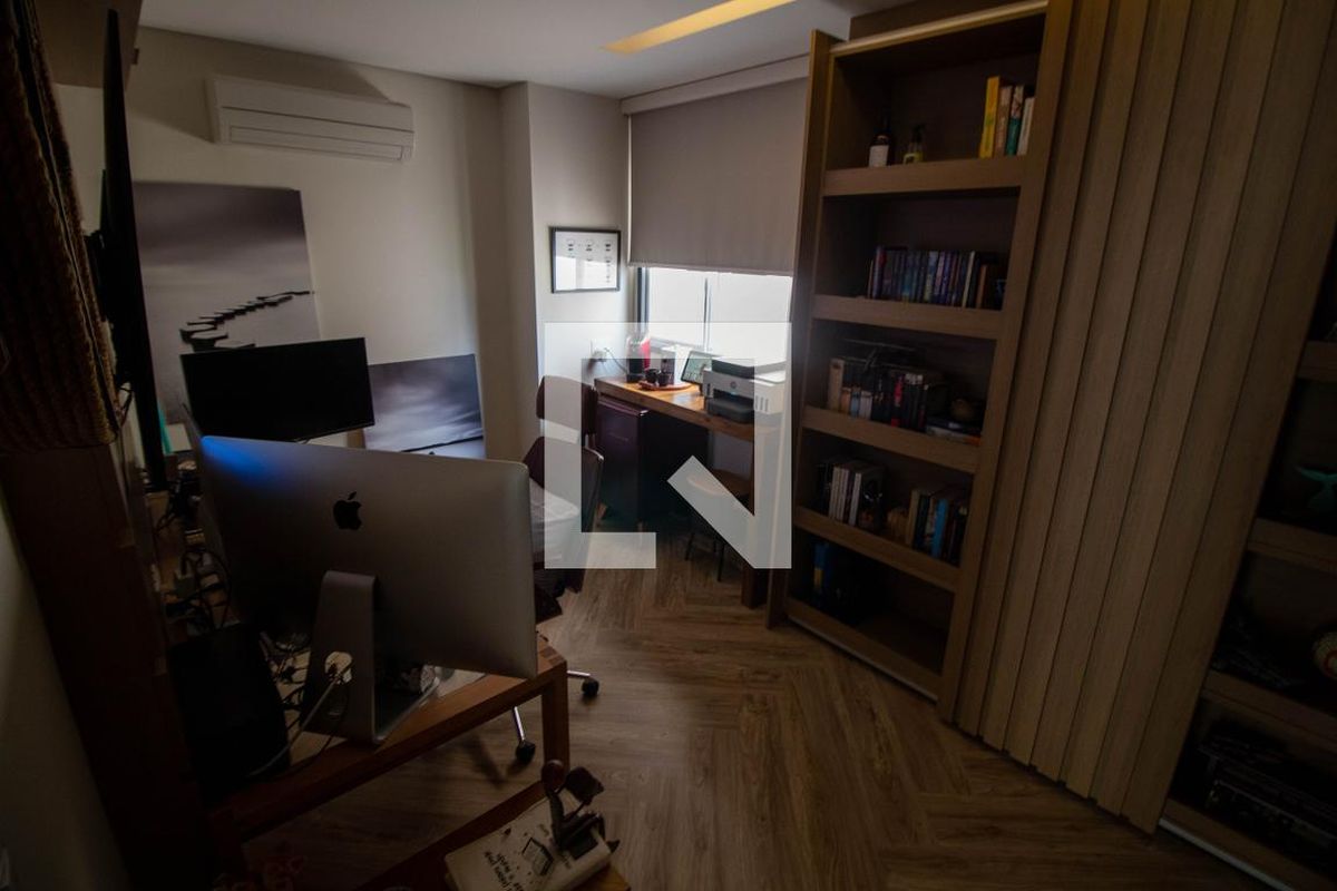 Apartamento à Venda - Vila Brandina, 4 Quartos,  208 m2 em , Campinas - sp | SoloBR