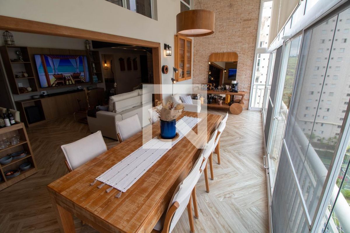 Apartamento à Venda - Vila Brandina, 4 Quartos,  208 m2 em , Campinas - sp | SoloBR