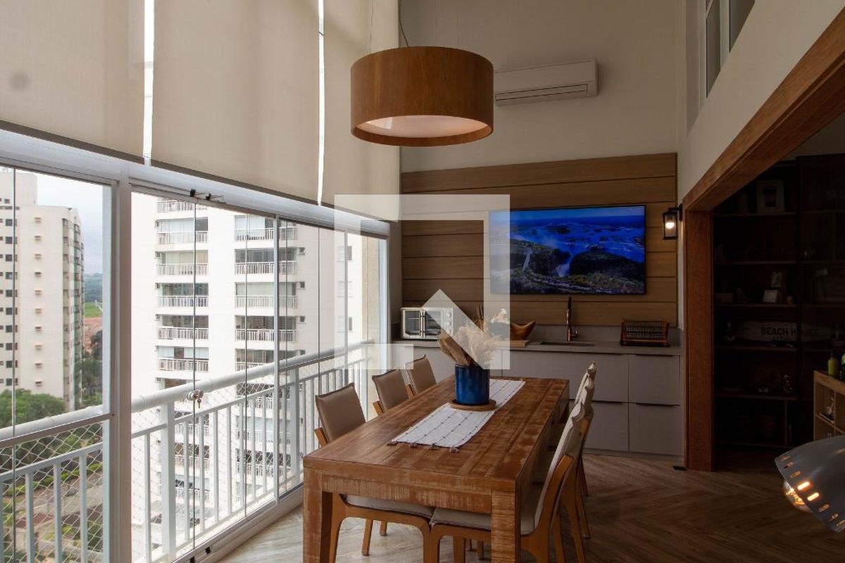 Apartamento à Venda - Vila Brandina, 4 Quartos,  208 m2 em , Campinas - sp | SoloBR