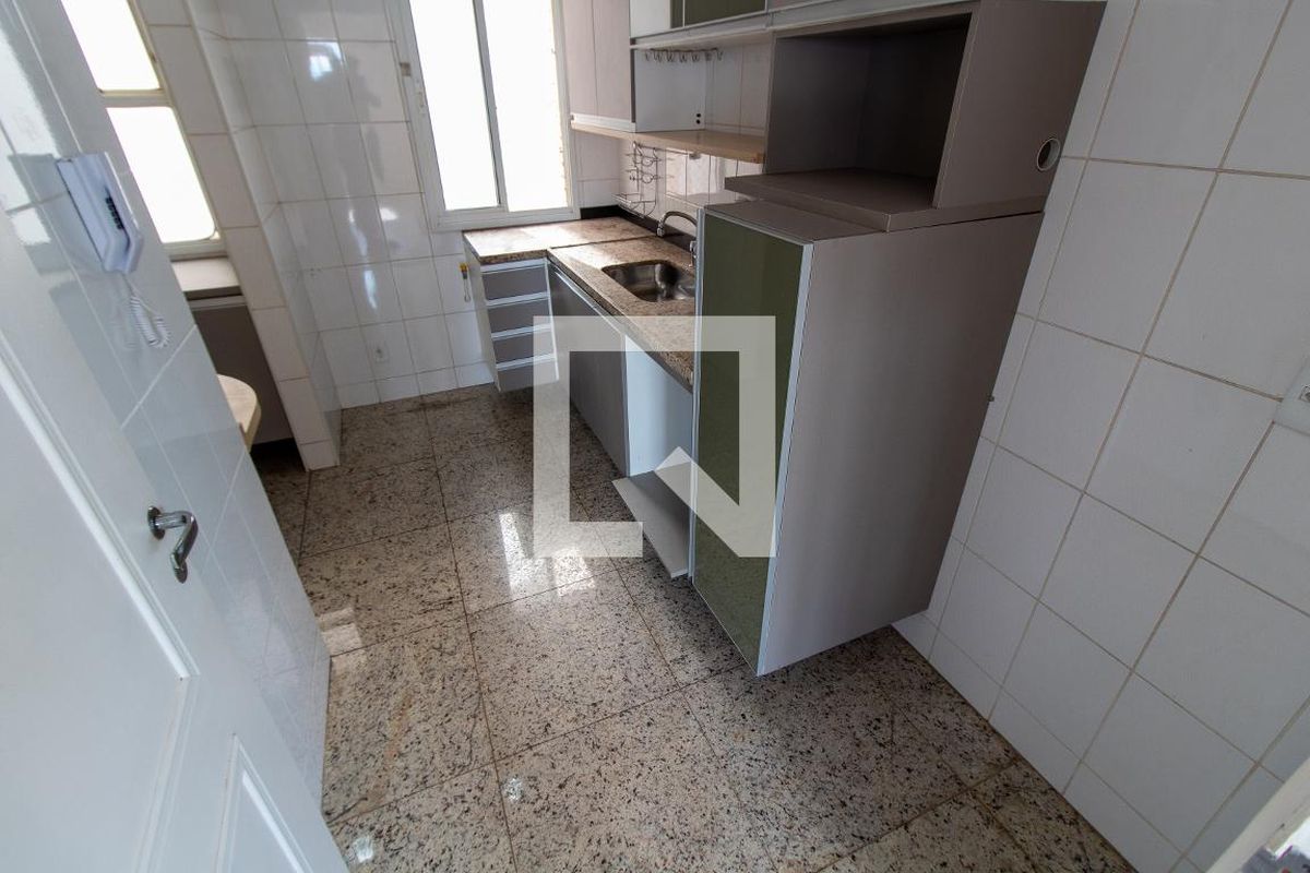 Apartamento à Venda - Mansões Santo Antônio, 3 Quartos,  136 m2 em , Campinas - sp | SoloBR